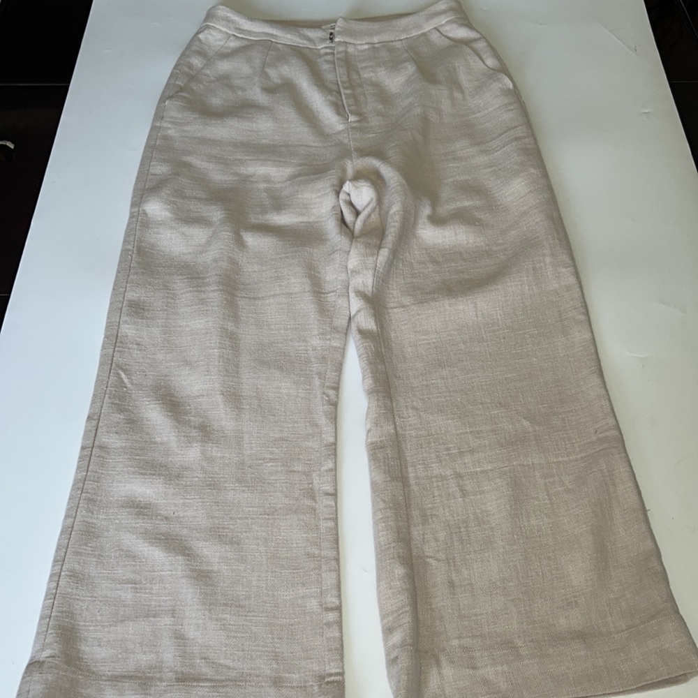 Mod Ref Linen Capri Pants - Picture 5 of 16